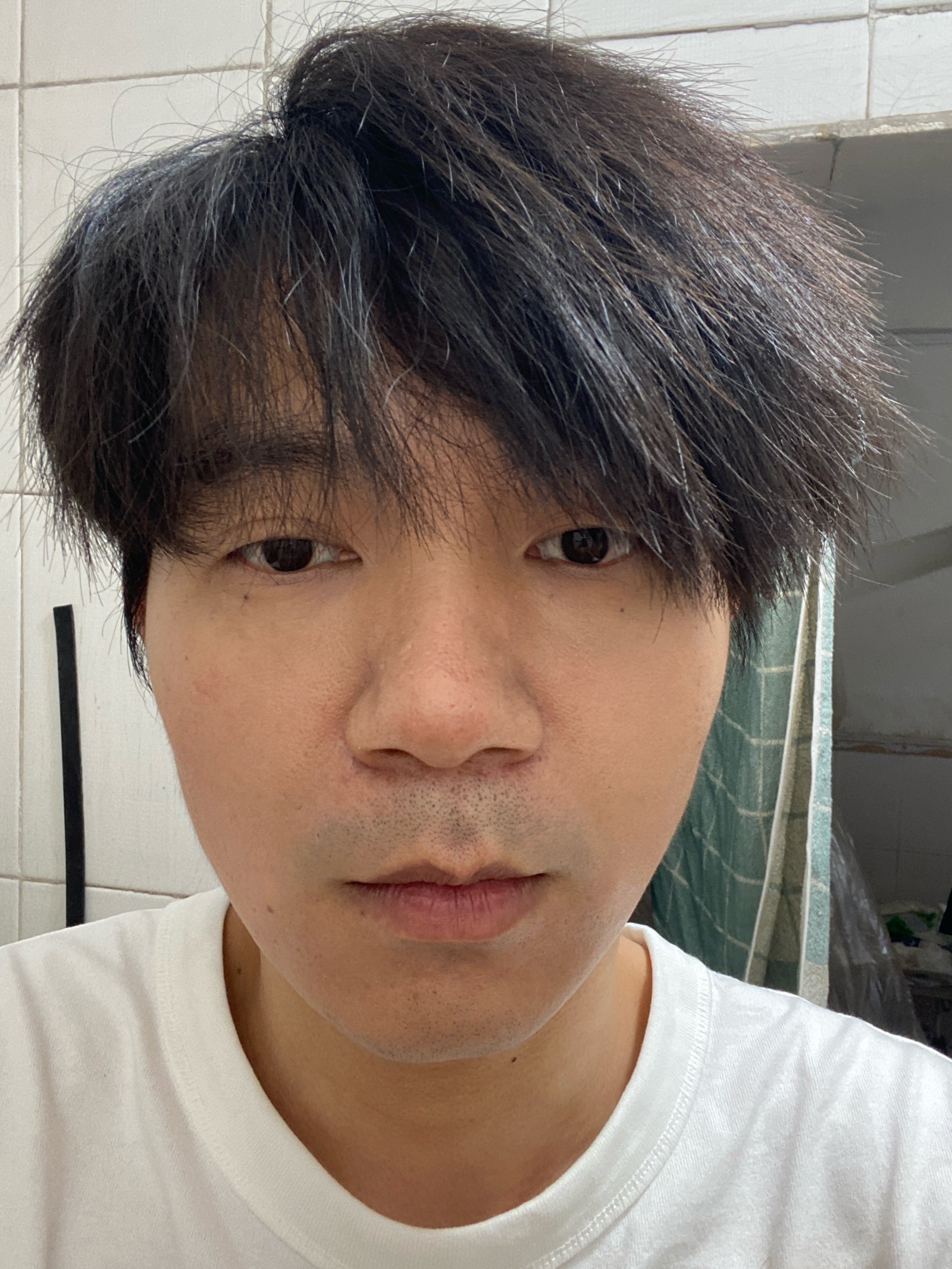 第一张:还算端正的一张