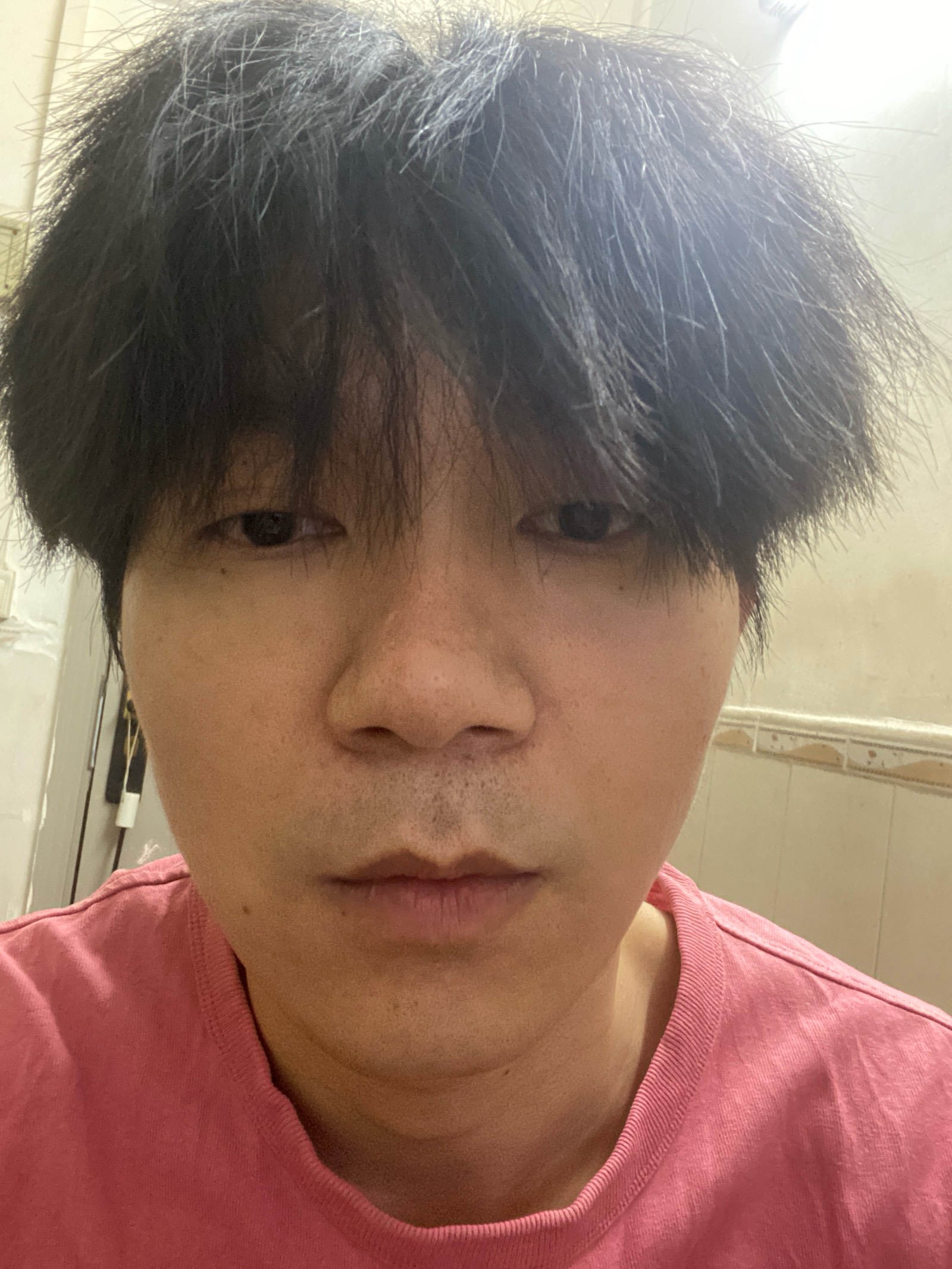 第三张:换了一件红衣服